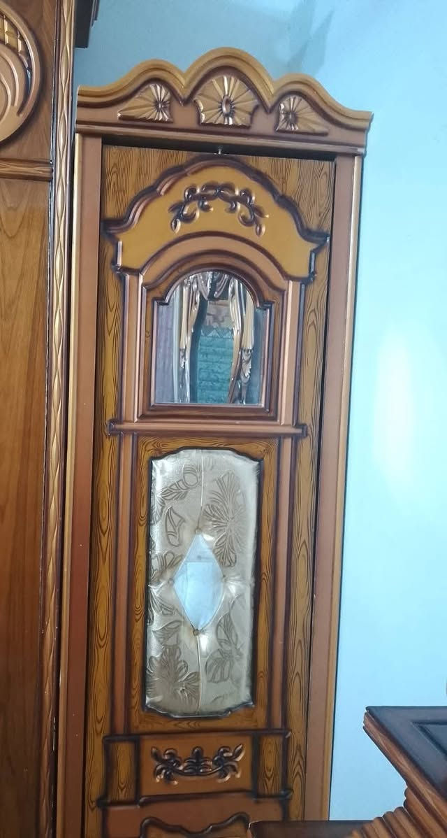 السلام عليكم
غرفة اخشاب للبيع السعر 600 بيها مجال


**إذا كنت صاحب هذا الإعلان وتريد حذفه لأي سبب، رجاءا أرسل رسالة إلى الدعم الفني**