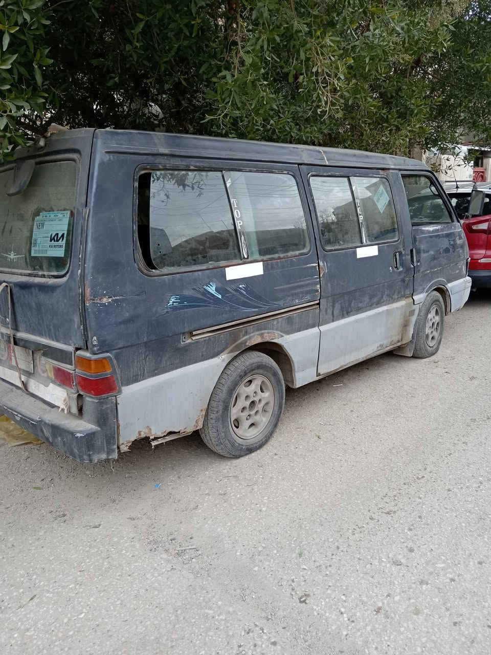 السلام عليكم كيا بستا 94 رقم 📱 بابل مطلوبه غرامه مليون و800 سنويه نافذه السعر 15 ورقه كير مكينه مقفول بغداد البياع ***********
