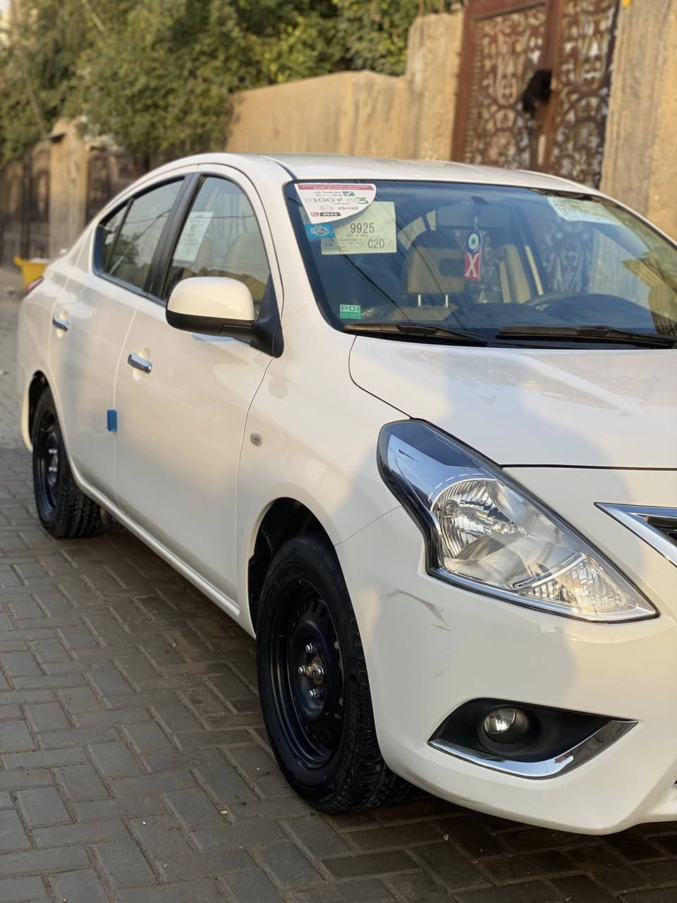 السلام عليكم شباب نيسان سني هندي
مديل 2024.                                                                                           

ماشيه 24000.                                                                                          

سياره مكفوله من الدعاميه للدعاميه ب اسمي رقم بغداد                                                                                              السعر 127 بيها مجال بسيط 
***********
