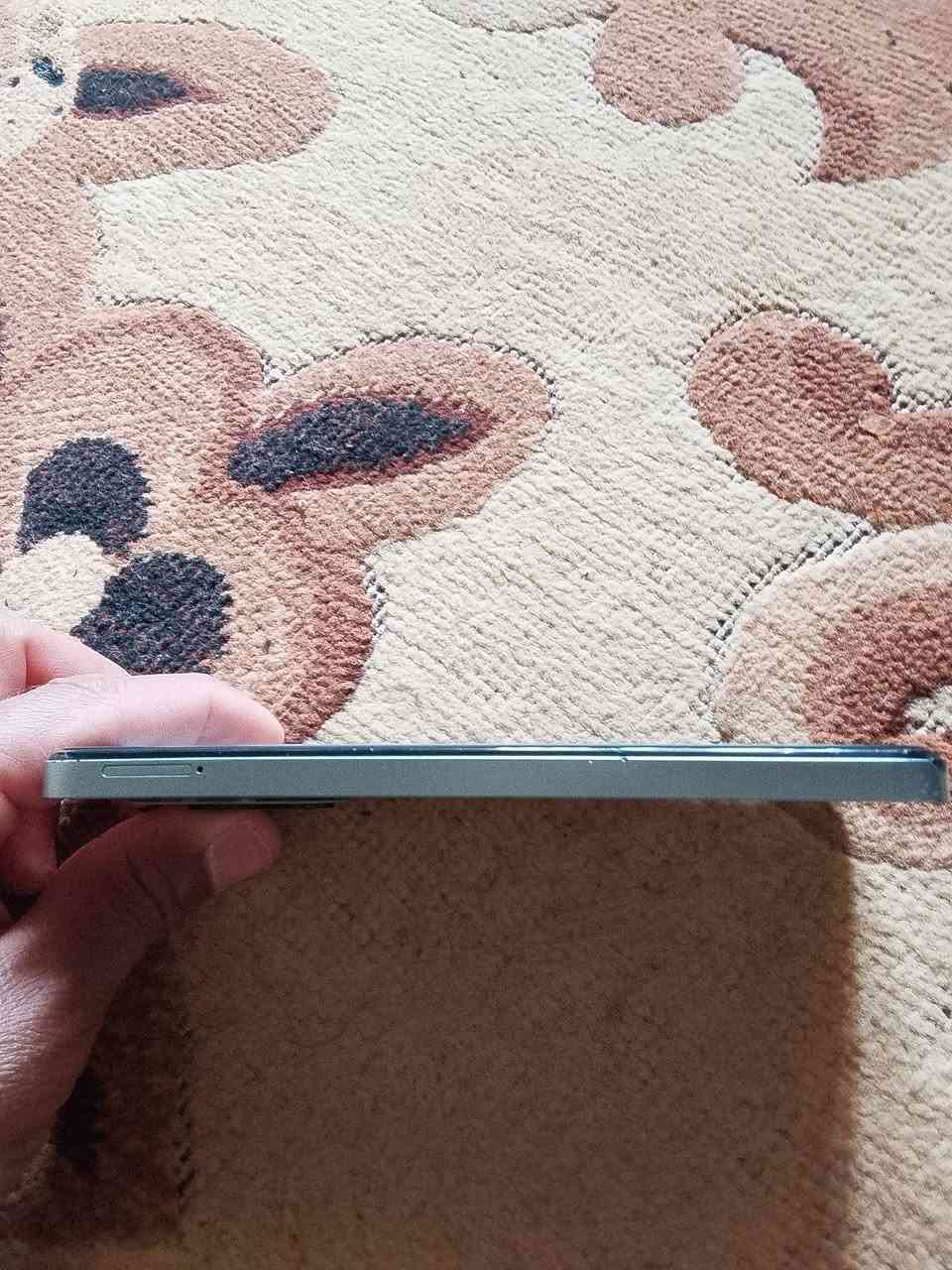 موبايل اي 50ذاكرة 256 أي عيب مابي نضيف حيل سعرو 85الف ***********
