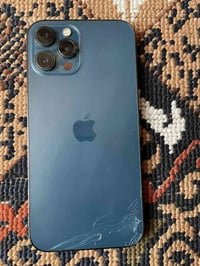 ايفون 12 برو ماكس • مقفل ايكلود • بغداد