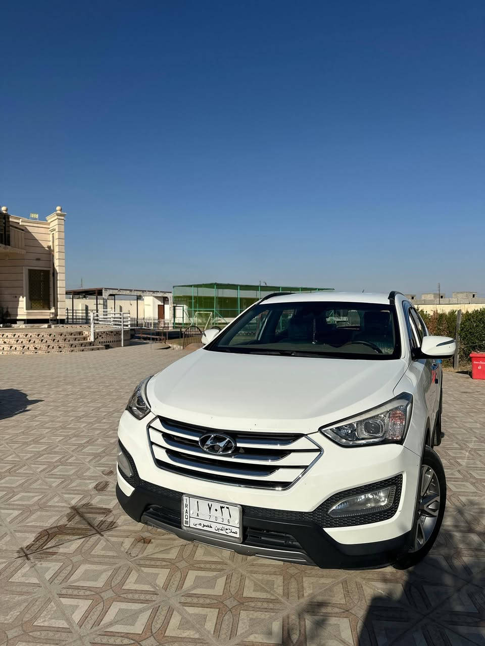 سنتاڤي 2013 خليجي للبيع
4 سلندر 
مواصفات سياره نص فول
حادث السياره خفيف جداً موجوده صوره بالمنشور چاملغ وبابين صف السايق راجعه بارد 
سياره بدون قطره صبغ 
مكينه مبدله والمكينه الحاليه ينرادلها ادامه 
ماشيه 200 الف كيلو متر
السعر ١٤٠ وبيها مجال 
مكان السياره تكريت 
للاستفسار(***********
