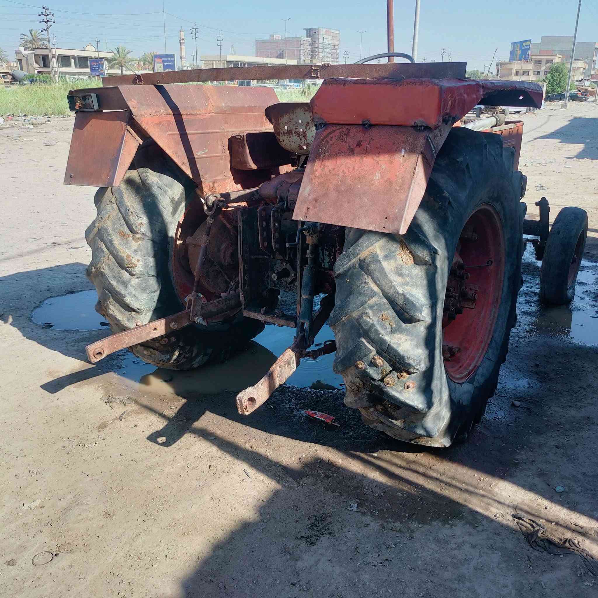 للبيع عنتر موديل 88 ابلاديه محرك وكير وجهاز الرفع درجه اولى شرط الفحص نگره سلف السعر 2600 مكاني بابل الحصوه.
***********
