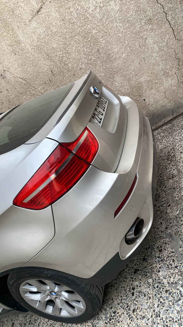 السلام عليكم BMW X6 2009
محرك n54 توين تيربو 
مواصفات السيارة
بوب شفط و جنطة شفط 
تدفئة كشنات 
السيارة 4مقاعد vip 
وارد امريكي سونار السيارة مرفق وية الصور 
السعر 130 وبيها مجال 
***********
