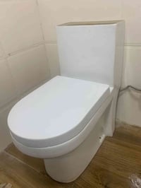 غرفة نضيفه • بيها مجال • ايجار