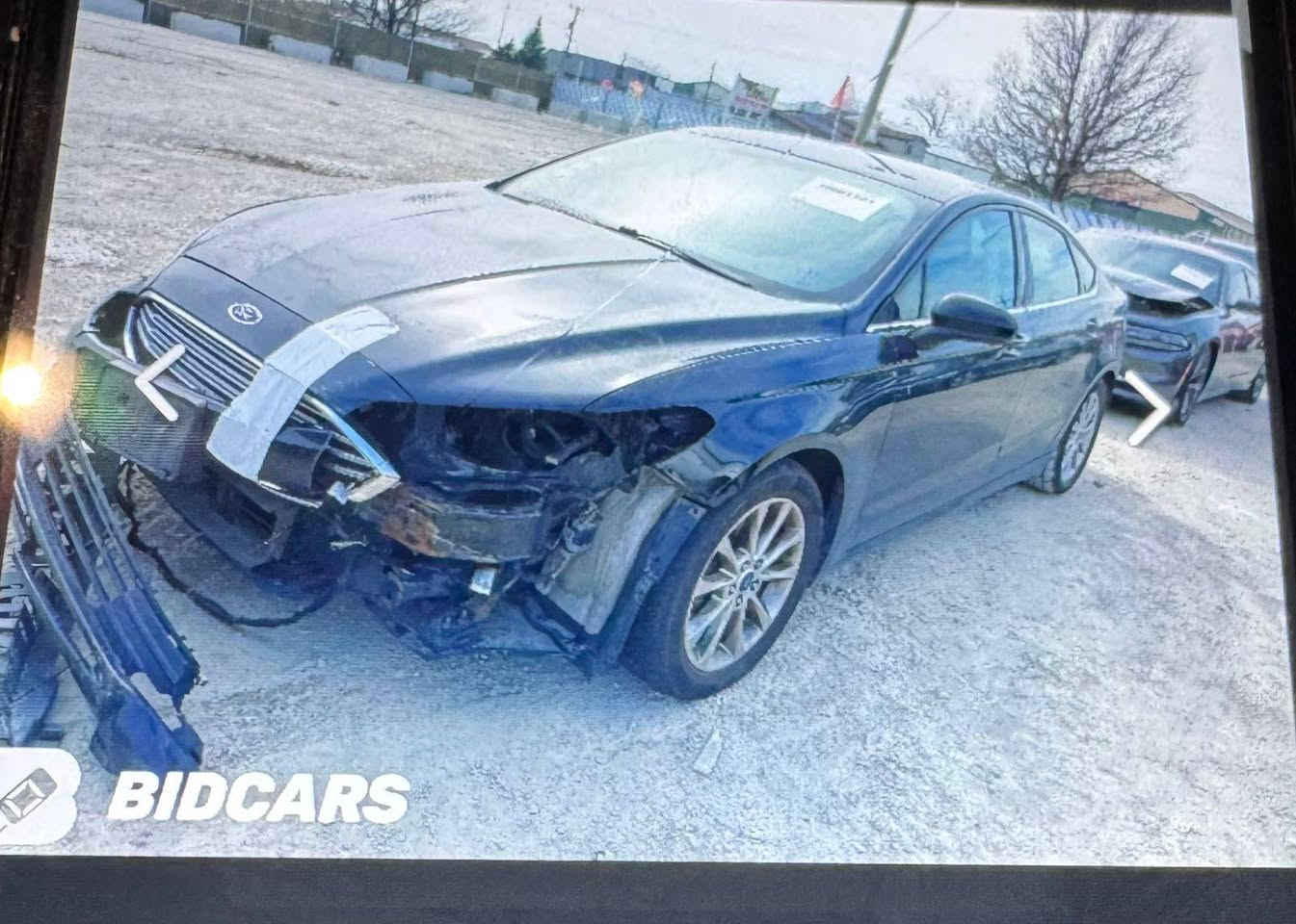 السلام عليكم ورحمة الله وبركاته
(((السعر صار مناسب جدا اكتب تم او السعر ويوصلك السعر))) 

‏‎       ——— لـلـبـيع او مراوس رقم شمالي فقط ———

‏‎ فورد فيوچن .      —      Ford Fusion

‏‎وراد أمريكي.        —  بدون ايرباك 

‏‎الموديل               — 2017 

فئة                      — تيتانيوم  

حجم المكينه       — V4/2500 

‏‎اللون                   — اسود   

المسافه المقطوعه —85.000 

حالة السياره.    — ضرر ( صور الحادث داخل المنشور  ) 

‏‎المواصفات 

‏‎- بصمة تشغيل

-بصمة أبواب 

‏‎-ترحيب عند الاقتراب 

-ليد نهاري 

‏‎- شاشه كبيره تدعم نظام الأبل كار باي ونظام الاندرويد 

‏‎- شاشه عداد 

‏‎- ستيرن بحركه كهربائيه 

‏‎-تبريد منفصل 

-تبريد قطعتين 

‏‎- بگ لايت LED 

‏‎- كود باب 

‏‎-تحكم ستيرن جهتين 

‏‎-تحديد سرعه 

‏‎-مانع انزلاق 

-حساس خلفي 

-كرسي السايق والراكب بحركة كهربائيه 

‏‎-ليد نهاري

‏‎-گير ماوس 

‏‎-كامره خلفيه دواره

‏‎باقي المواصفات المعروفه 

‏‎السعر            — 135$ بي مجال 

رقم السياره    — أربيل 

‏‎موقع  السياره — السليمانية / كلار

‏‎للأستفسار.     — —***********
