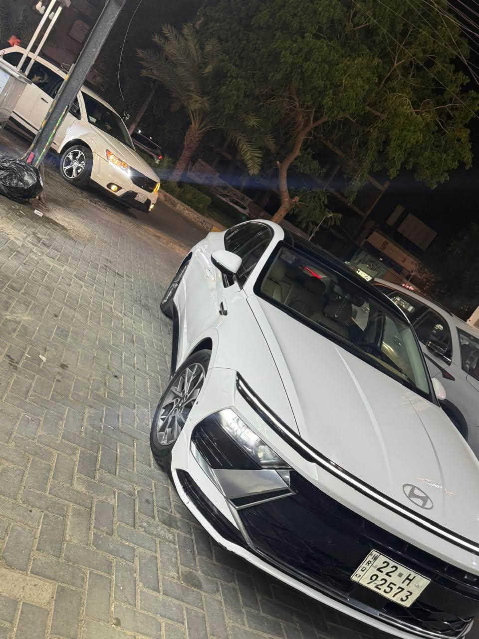 سوناتا 2024خليجي 
محرك 2.500هايبرد 
ممشا 63.000k
مواصفات 1/1فول من حساسات +انضمت قياده 
مواصفات الداخل و الخارج 
صار بيه ضربه بالعراق و صور السونار مرفقه بالمنشور 
السعر ١٧٠ ورقه 
رقم.   ***********
العنوان بغداد السيدية
