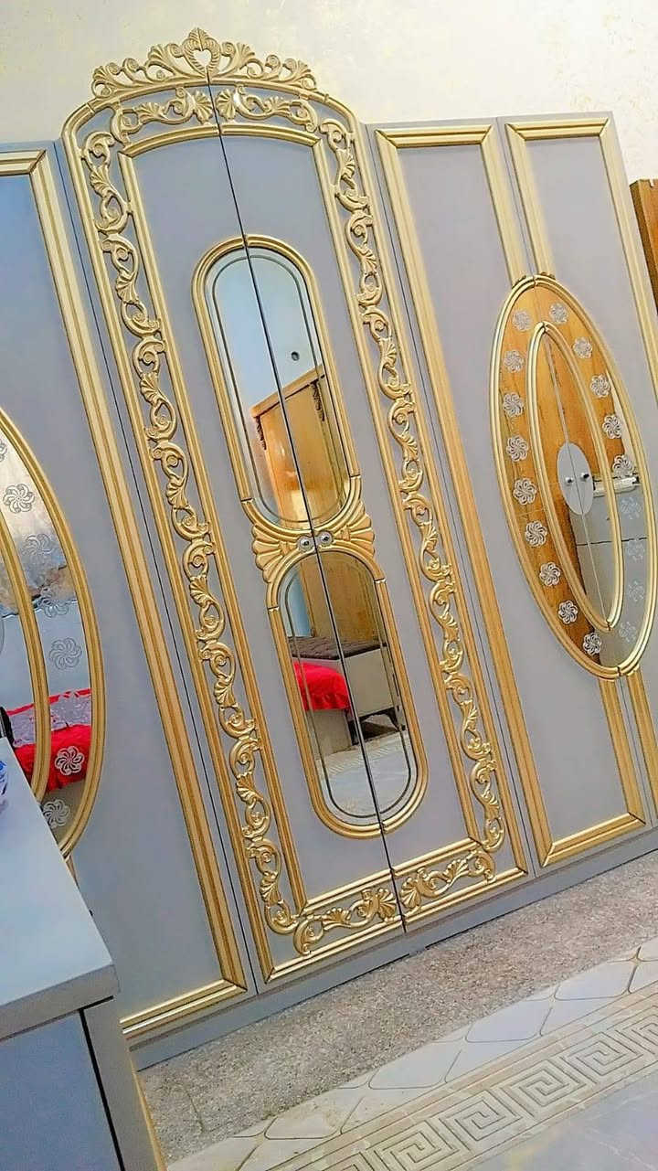 اغراض مستخدمه للبيع
غرفة نوم كاملة تركي 450 الف
كنتور خشب تسكام 5 بيبان 300 الف
تخم 3 قطع 175 الف
جرابي اطفال طابقين 30 الف

مكانهن كربلاء ***********
