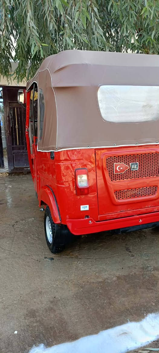 سلام عليكم شباب تكتك موديل22شهر9 لوحه وسنويه نكليزي بغداد تخويل ثاني يوم المكان ديالئ بعقوبه مدخل الرحمه متواجد رقم فقط
***********
***********
