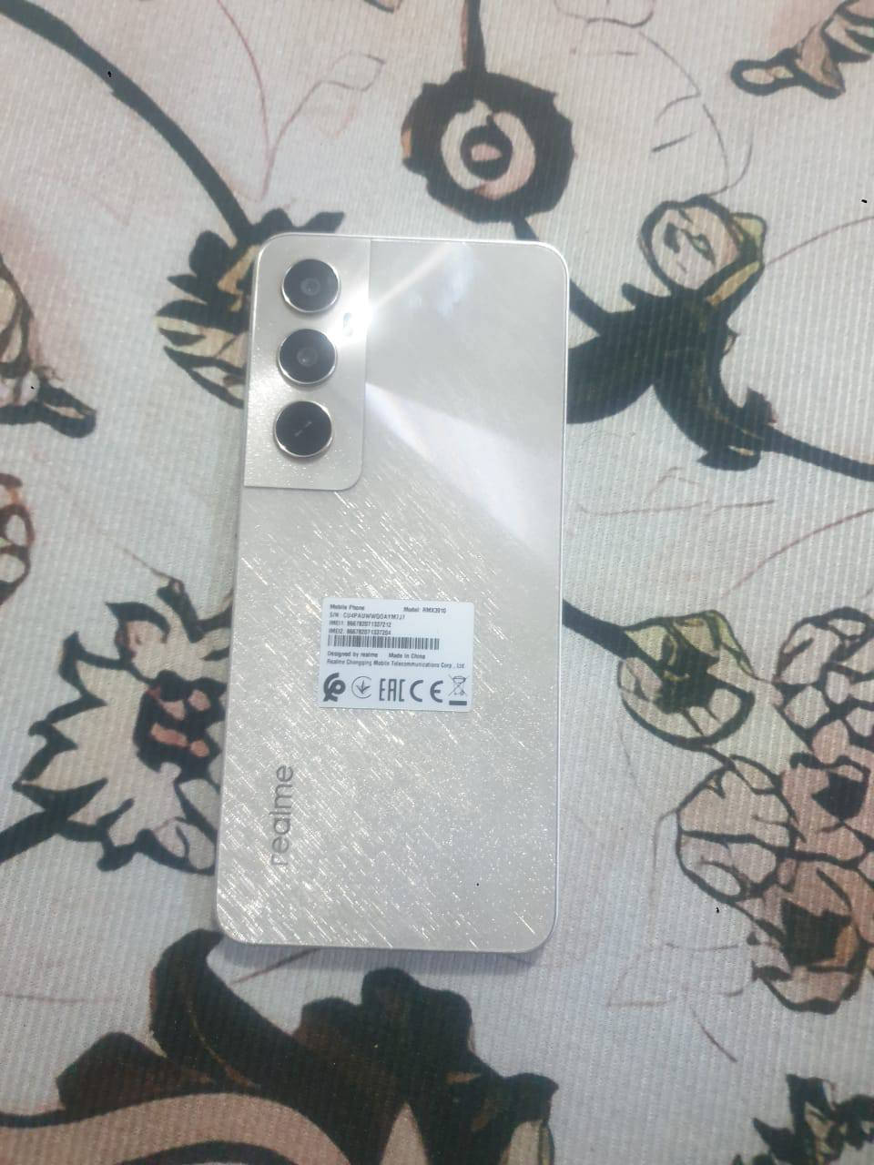 متاح ريلمي سي 65 ذاكرتة 256
مستخدم شهرين سعرة 160 وبي مجال 
***********
