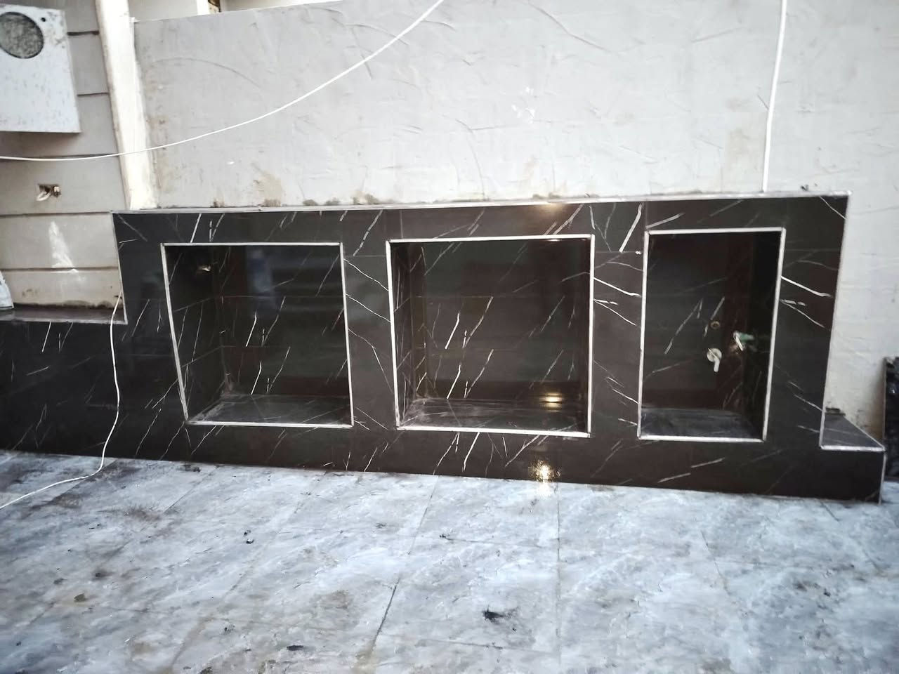 🔹 كادر الأخوين لأعمال السيراميك 🔹

نقدّم لكم خبرتنا في تنفيذ كافة أعمال السيراميك والبورسلين والكاشي والمرمر بدقة عالية ولمسات فنية مميزة ✨
نشتغل على البيوت، المجمعات السكنية، والمحلات، ونضمن لكم جودة في العمل والتزام بالمواعيد 💯

📍 العنوان: بروانة – حي الشرطة
💰 أسعارنا منافسة ومناسبة للجميع
📞 للاستفسار والتواصل: ***********

اختَر الجودة… واخلّي شغلك بيد أهل الخبرة 👷‍♂️�
