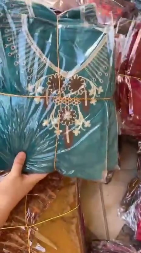 كشمير  ايطالي مو مطاط
سعر درزن    ٥٠ الف


**إذا كنت صاحب هذا الإعلان وتريد حذفه لأي سبب، رجاءا أرسل رسالة إلى الدعم الفني**