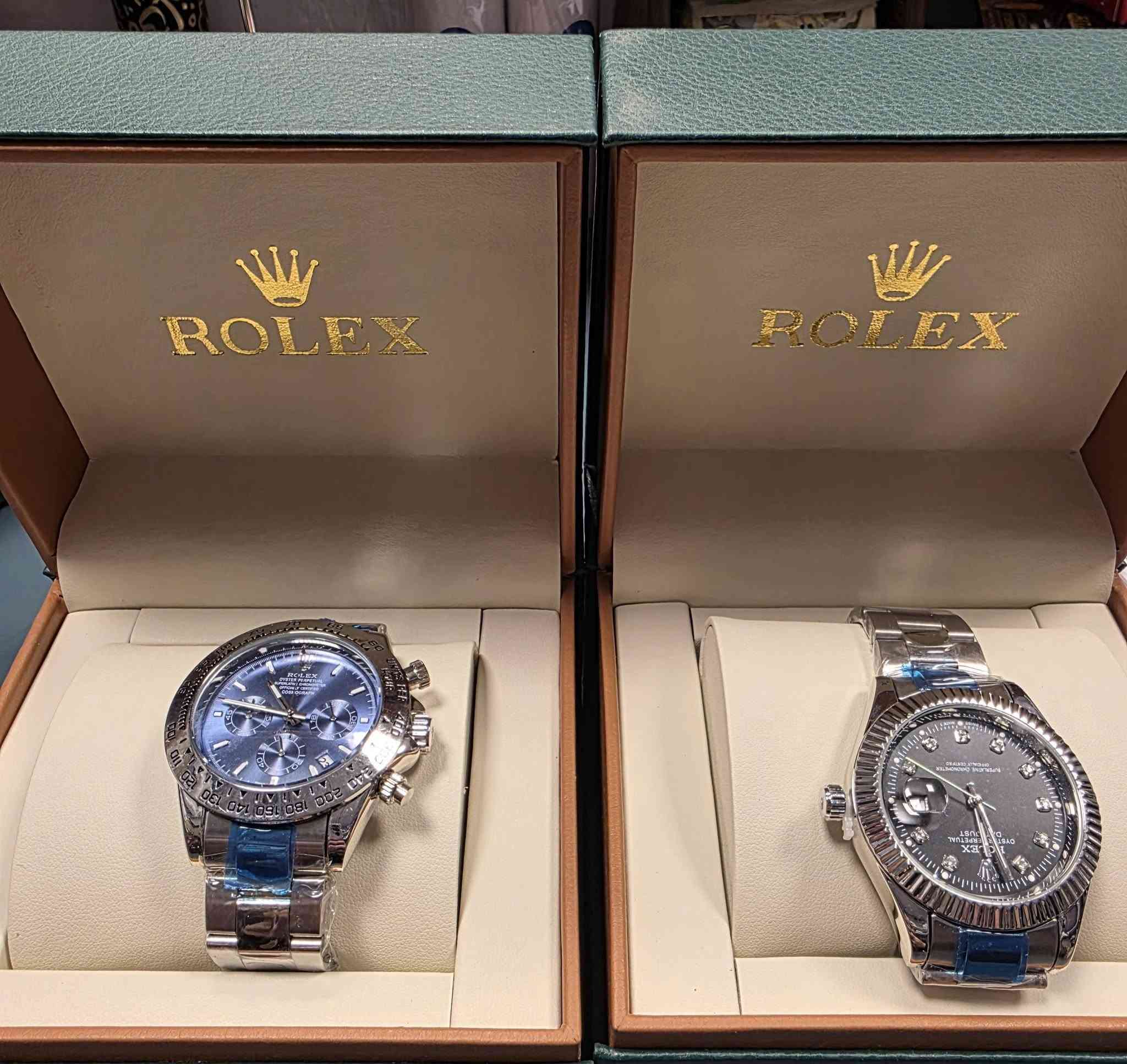 متوفر لدينا ساعات رجاليه ونسائيه كوالتي عالي جدا من ماركه رولكس وباسعار مناسبه
#منفذ وجمعه دره الطواف


**إذا كنت صاحب هذا الإعلان وتريد حذفه لأي سبب، رجاءا أرسل رسالة إلى الدعم الفني**