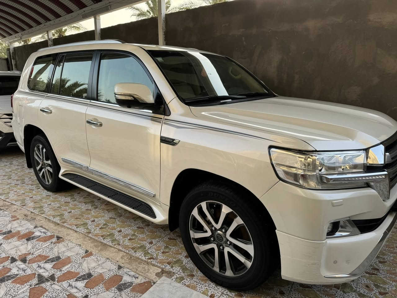 لاندكروز مديل 2016 رقم اربيل الجديد كفالة عامة فقط شبر بالبنيد صبغ محرك 8  ماشية 170 السيآرة جديدة جدا العنوان بصرة قضاء المدينة رقم الهاتف *********** السعر 480
