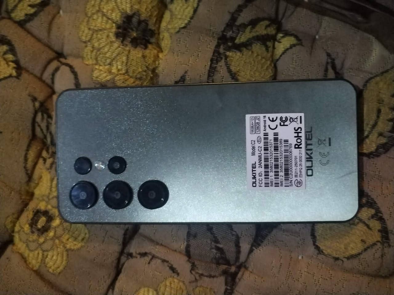سلام عليكم للبيع جهاز اوكتيل ذاكره 128 بعده نضيف مع كامل ملحقات السعر 190 وبي مجال***********
