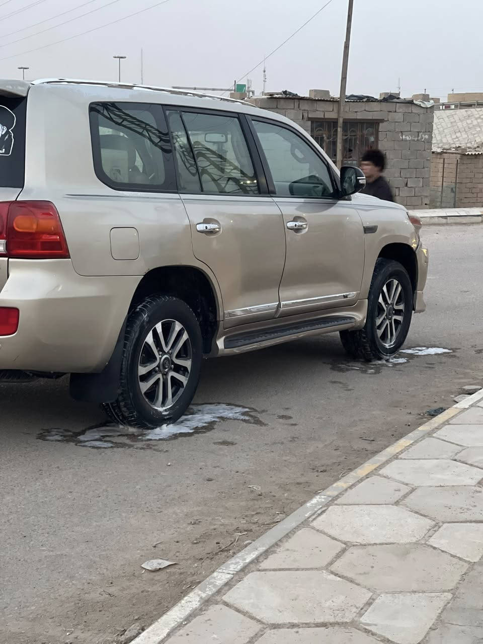 سياره  لاندكروز 2008 رقم كركوك مكفوله كفاله عامه حداده تخم تاير محرك كير كفاله مكينه 8( 4 بصمات) شوفت عينك السعر 250  ) رقم ( ***********
