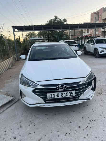 السلام عليكم الحلال راحلكم فدوه للبيع ؏ هذا وضعه الحادث مثل ما موضح بالصور سياره نضيفه وخير من الله النترا 2020 خليجي ماشيه 84 السعر 150 وبي مجال بسيط للأستفسار الاتصال ؏ الرقم *********** مكاني بغداد
