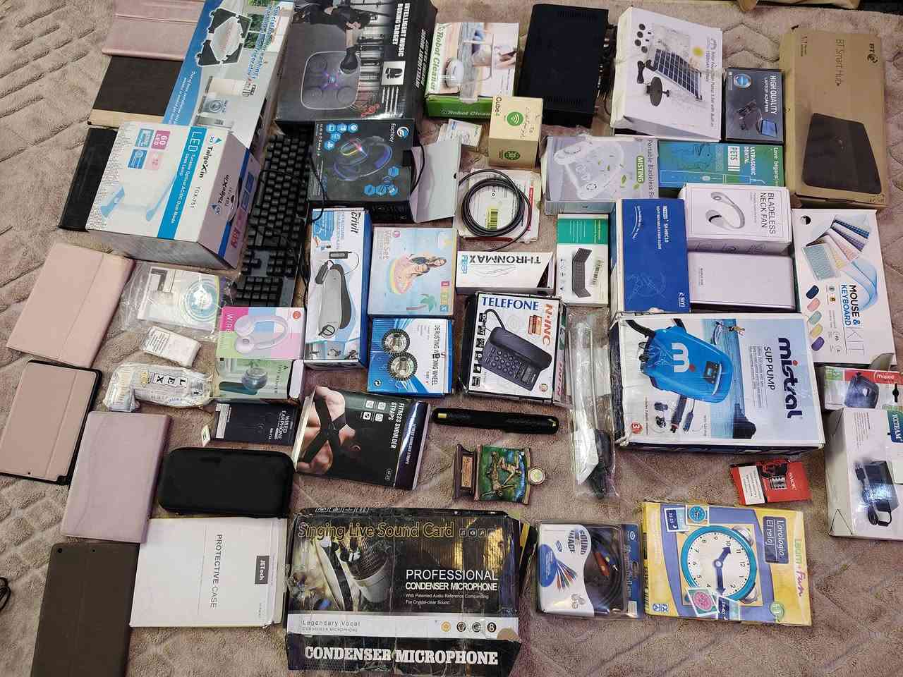 شلعة 70 قطعة
سعر القطعة 3 الف
واتس اب ***********
