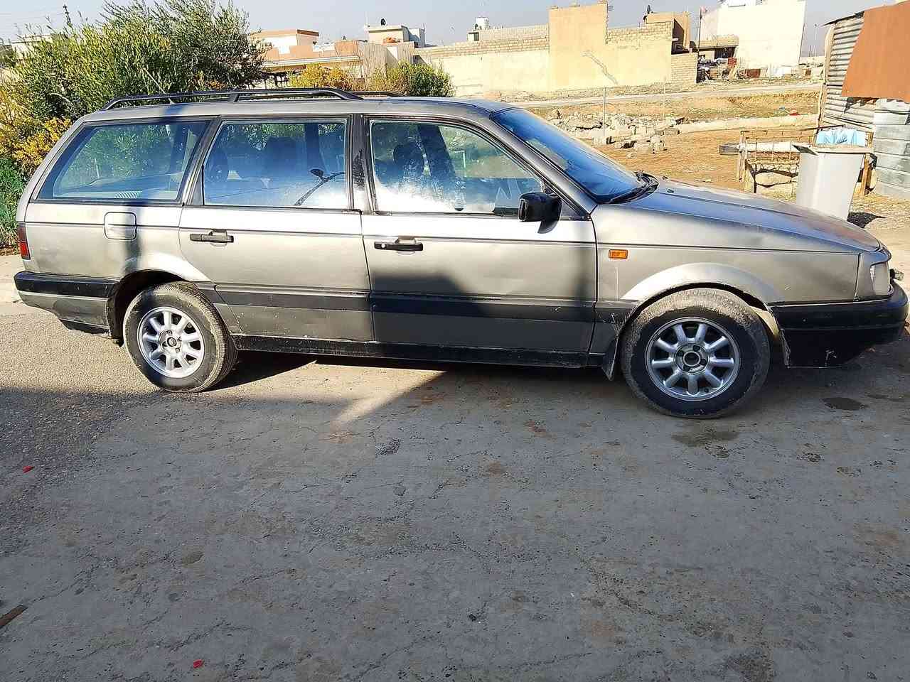 سيارة باسات للبيع موديل ٩١
رقم الماني مكينة 0/8  سيارة جاهز   
***********
