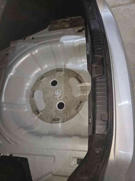 16هۆندا ئاڤانتی{2007} نمونە لەجوانی براوەی دووبەی مەکینە بچوکی دکشن بەرز پشتو پێشی کەپسە سەقفی بۆیاخی نیە وەک شوشە وایە کوشن جلدوو هیتەر ئاوێنە شەفت تەبریت لەمس تەبریت ساردوو گەرم بەشەرت 4تایەو ویلی لۆکیلەژێرە سەیارەکە یەک دینار مەسروف بۆی مەگەڕێ 143.هەزرا ڕۆشتوە بێ چاڵو شوختە شوێن نزیک ڕانیە ***********.ڤایبەر واتسائپ.
