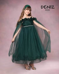 فستان بنات من عمر  ( ٥ ) سنه إلى (  ١٢ ) سنة 👗💖  🎀✨للحجز والاستفسار مر...