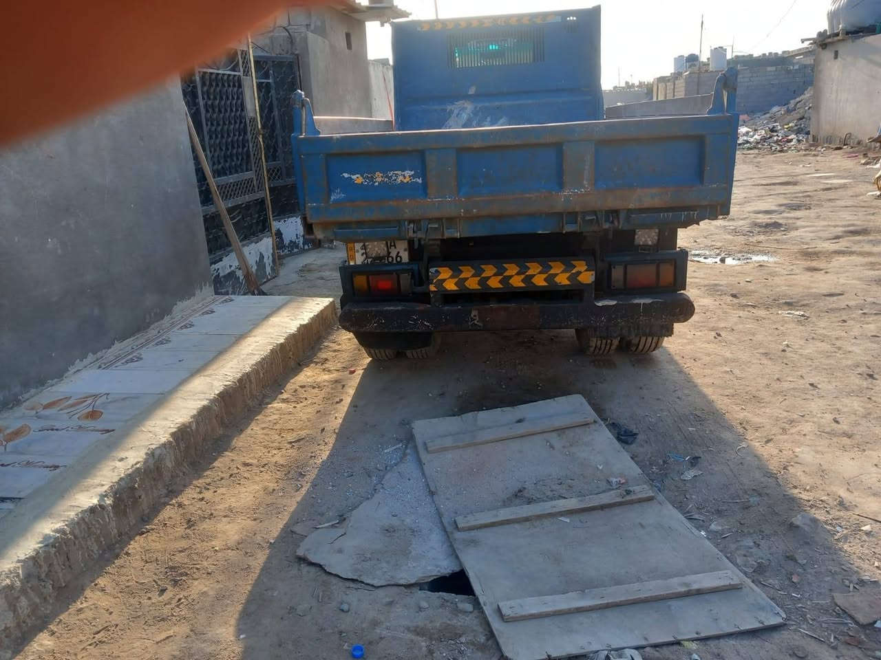 كنتر عضم البيع سيارة جاهزة  مكانه البصرة 
***********،//***********
