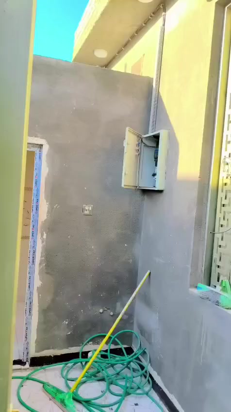 سلام عليكم اخوان عندي بيت زراعي للبيع المساحه (120) تفاصيل البيت 
مطبخ 
استقبال
وغرفه نوم 
وصاله 
صحيات داخليه + خارجيه 
بناء حديث  السعر ٥٥ مليون وبي مجال البيت بناء حديث 
📍عنوان البيت  :  الناصريه اسكان الصناعي قرب مدرسه الحريه 
رقم صاحب البيت  الاستفسار رقم 📞 (***********)
