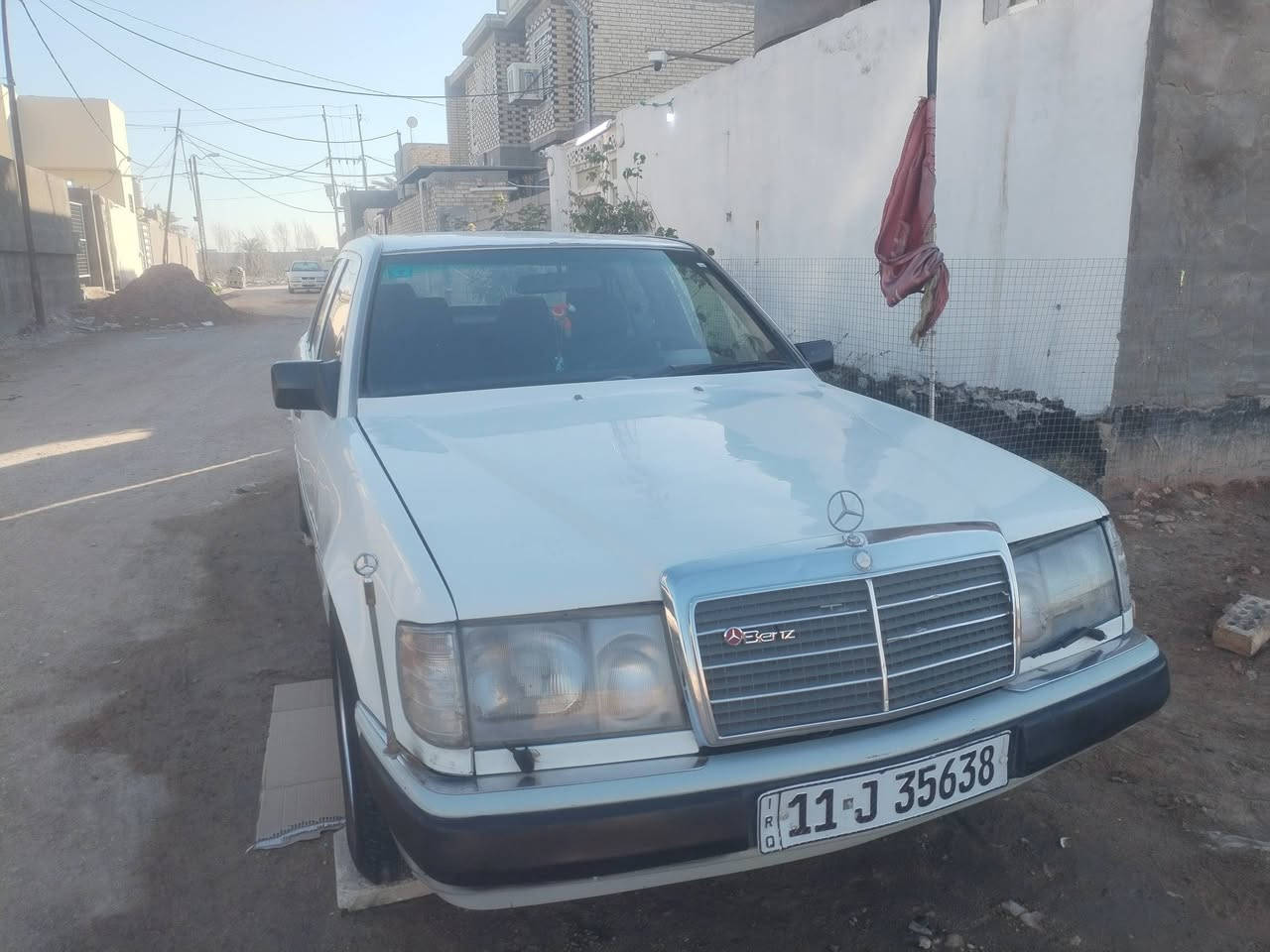 السلام عليكم
مرسيدس دب موديل ٩٠ رقم بغداد ابأسمي السنويه لل٢٠٣٠ مكينه ٢٥٠٠ غرفه جديده منضومة تبريد عل باتري لايتات زنون السعر ٦٨ ورقه  بيع او مراوس للاستفسار الاتصال على الرقم ***********
