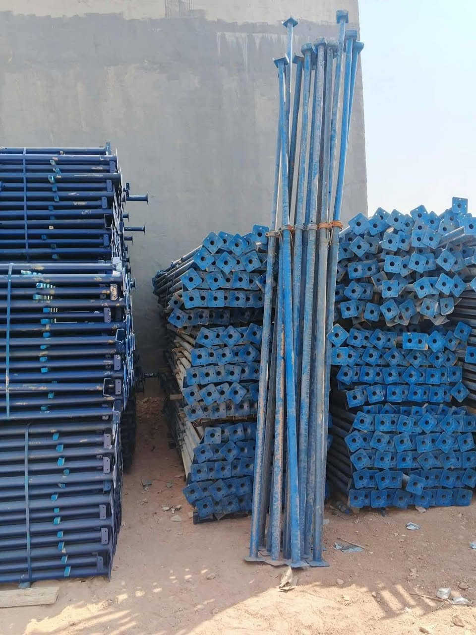 يعلن مكتب عبدالله شطب لتأجير وبيع سكلات وجكات والقوالب🎫🏢 الصب بكافه قياسات والاحجام🏫  
متوفر  بأسعار مناسبه 🔥 خدمه توصيل جميع محافظات 
العنوان بغداد باب شرجي رقم الهاتف: ***********

جك جميع الارتفاعات 🧿
فخات جميع نوعيات 💻
سكلات جميع قياسات والارتفاعات 🖥
دوكه نجاره ↔️
سكلات سقوف كافه نوعيات 🏢
