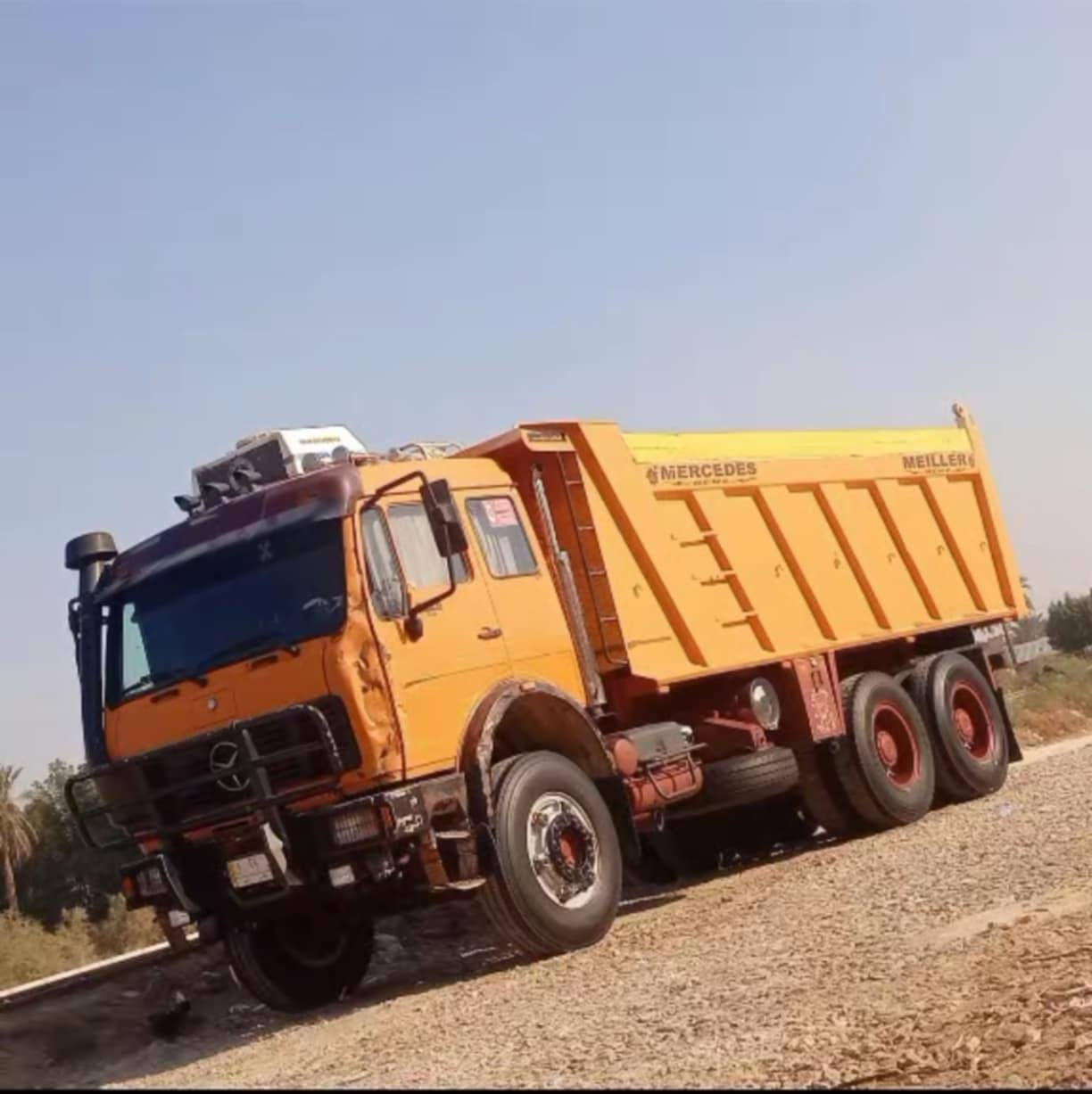 البي ٨٢ للبيع مكينه ٤٤ كير ٢١٠ مجموعه جيف مربوطه قاطر مقطوره
الاستفسار: ***********
