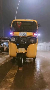 اسلام عليكم تكتك لبيع موديل 2019شهر12 رقم وسنويه تحويل ثاني يوم تكتك ك...