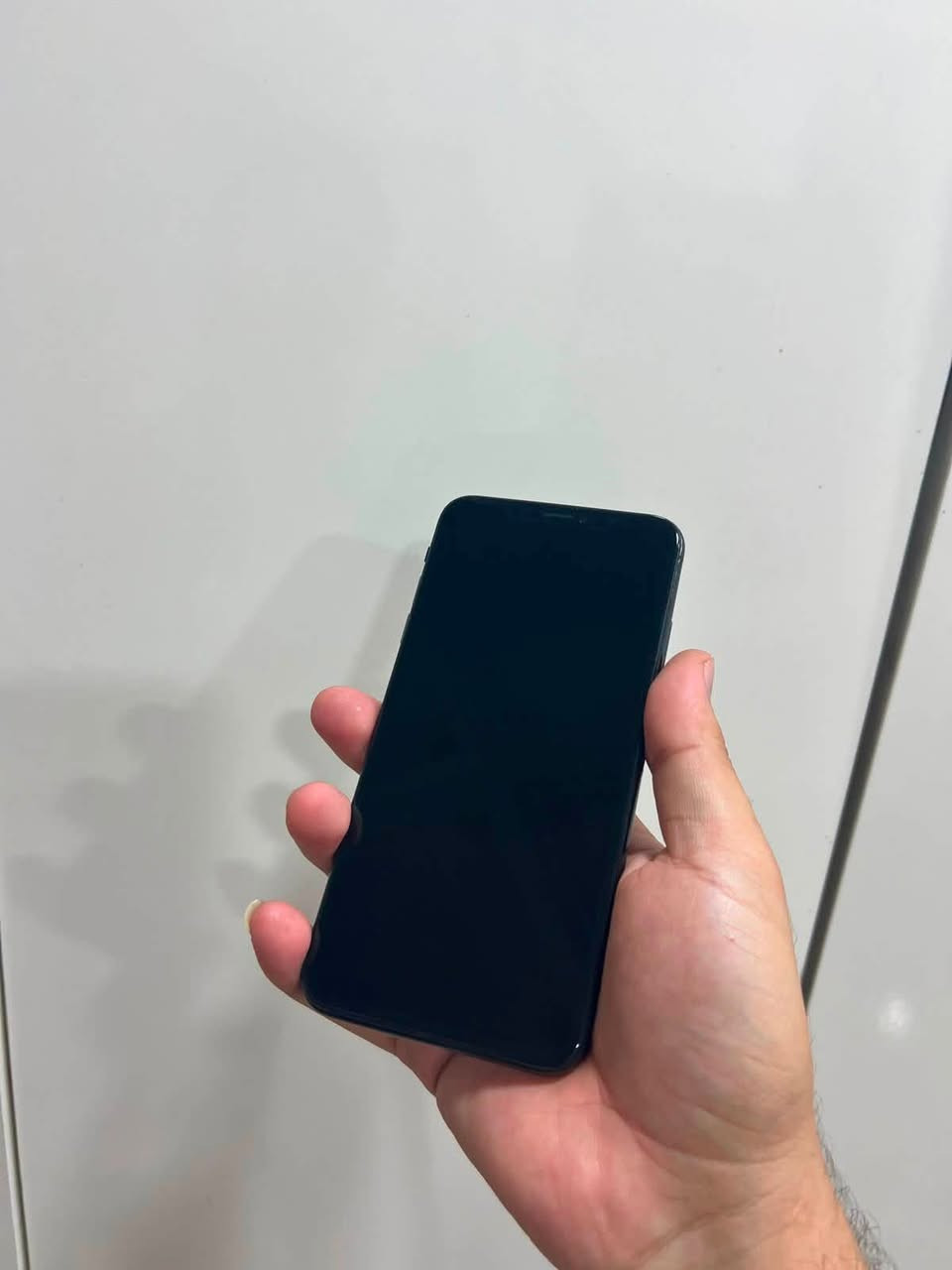 � للبيع – iPhone XS Max | 256GB 🔥
آيفون نظيف وبسعر مناسب

✅ الذاكرة : 256GB
✅ الجهاز يشتغل طبيعي وسلس 100%
✅ خالٍ من الخدوش
✅ الشاشة والجهاز بحالة ممتازة
✅ المستبدل فقط: البطارية
✅ جاهز للاستخدام مباشرة، بدون أي مشاكل

 السعر: ١٩٠ ألف فقط

📍 العنوان بغداد – البياع

📲 (واتساب***********)
