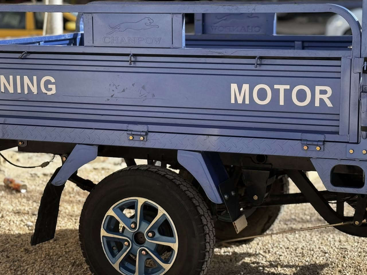 السلام عليكم ستوتة موديل  2023 طالعة بنهاية 2024نضيفة ع فحص محرك 200ماعايزة برغي ويل كب اوراق اصولي باسمي مكاني نجف وكيلها بالخان السعر 2600 وبيها مجال متواجد ع فيس وهذا رقمي ***********
