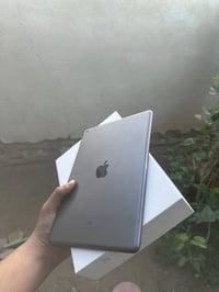 ايبـاد 9 متسخدم قليل جيل 9 نضافه 95 ذاكره ٦٤. بطاريه ٩٨ كفاله جهاز من ...