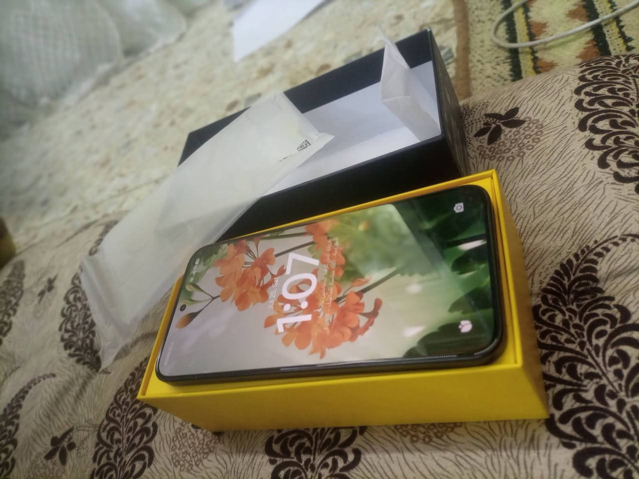 شباب مبايل بوكو f7 معالج سناب دراكون اليت 8s جيل 4 معالج مل كيمنك -نضافه 100%  ذاكرة 512ومامستخدم هواي ومستعجل على بيعته لان محتاج واني ما اكلج تجي وتشوف النضافه وملحقاته والكارتونه كلهن موجودات وزلغ مابي وتاخذه وتدعيلي مكاني بغداد بلديات قرب ملعب المدينه الدولي سعر 600 الف للتواصل وتساب ***********

