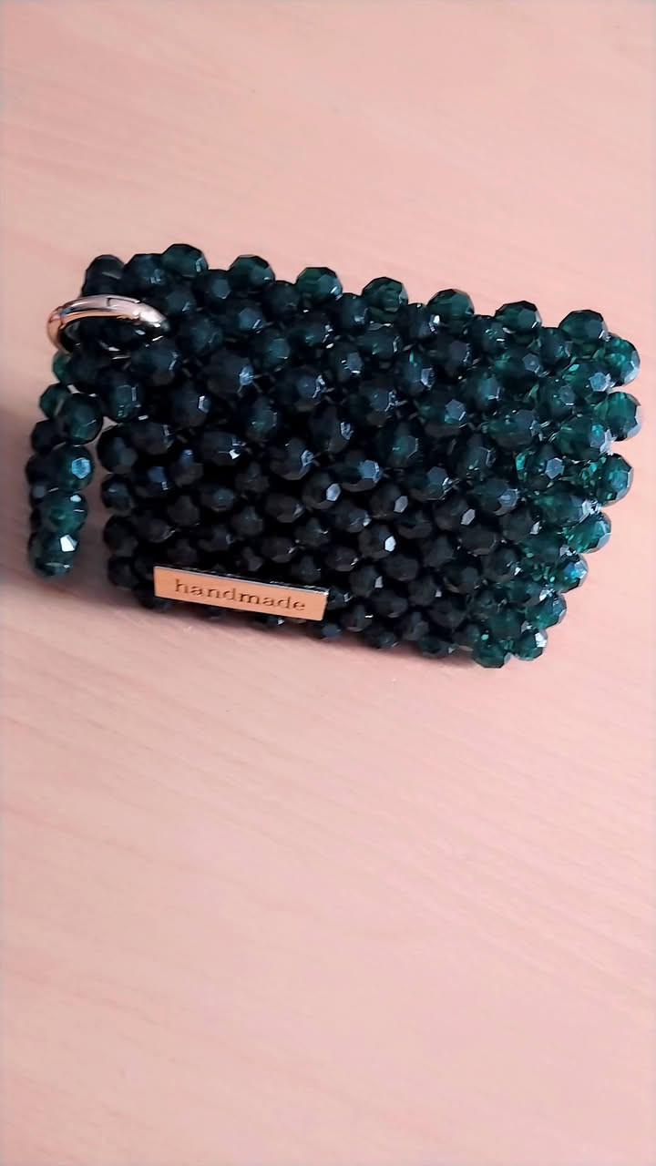 كاردهولدر 
٢في ١ لحمل بطاقات كي كرد ونقود 
يوجد توصيل لجميع محافظات العراق ٥ وداخل هيت


**إذا كنت صاحب هذا الإعلان وتريد حذفه لأي سبب، رجاءا أرسل رسالة إلى الدعم الفني**