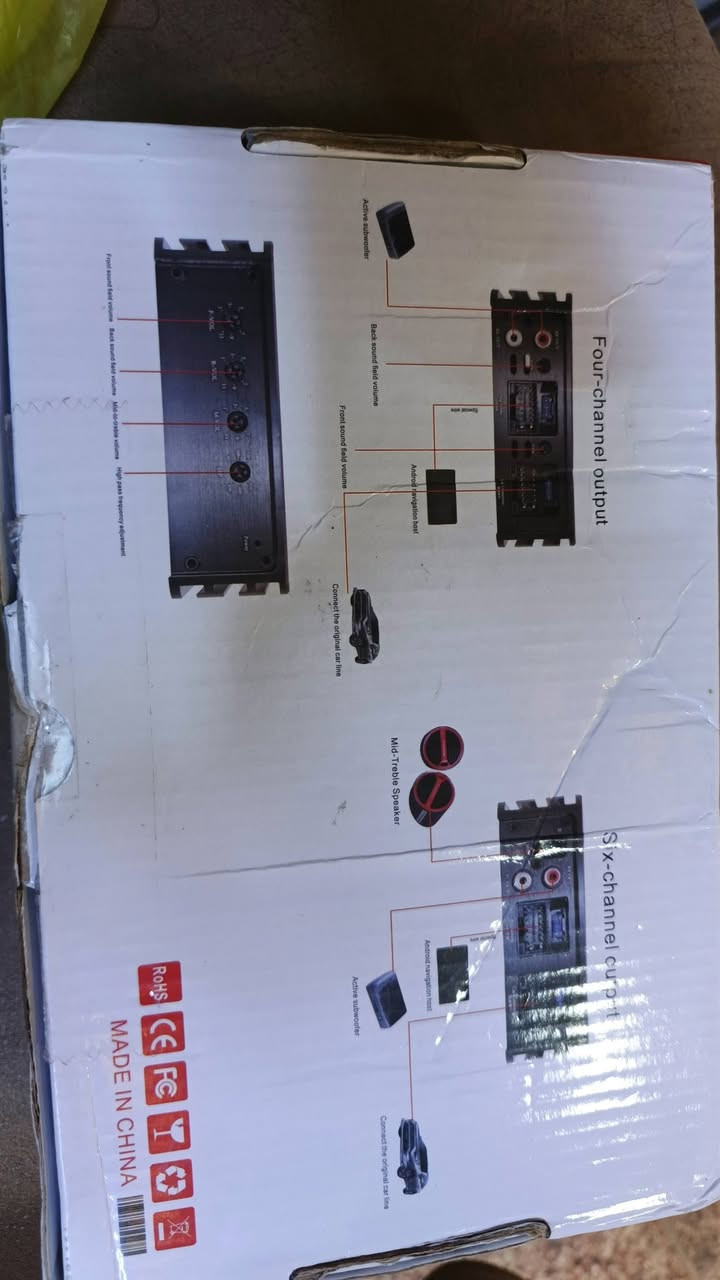 توضح هذه الصورة منتجًا لمضخم صوت (Amplifier) مخصص للسيارات، يتميز بخصائص معينة للتركيب والتوصيل:توافق مع شاشات الأندرويد: تم تصميم هذا المضخم ليتكامل مع شاشات السيارات بنظام أندرويد.تركيب مباشر (Plug and Play): يتميز بسهولة التركيب والقدرة على التوصيل مباشرة دون الحاجة إلى تعديلات معقدة في ضفيرة السيارة الأصلية.ميزات صوتية متقدمة: قد يحتوي المنتج على معالج إشارة رقمي (DSP) مدمج لتحسين جودة الصوت والتحكم في الترددات.خيارات قنوات متعددة: توضح العبوة خيارات لتوصيل 4 أو 6 قنوات اعتمادًا على الطراز، مما يسمح بتشغيل مضخمات صوت (Subwoofers) وسماعات


**إذا كنت صاحب هذا الإعلان وتريد حذفه لأي سبب، رجاءا أرسل رسالة إلى الدعم الفني**