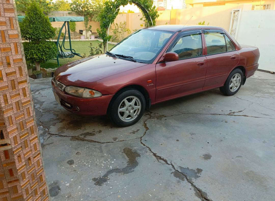 السلام عليكم 
سياره بروتون للبيع موديل( 2004 ) رقم بغداد فول نضافه كير اوتماتيك محرك (1500) تخم تاير جديد حداديه صدر جديد كهربائية شغاله تدفئه تبريد السيارة بأسمي تحويل ثاني يوم عنوان بغداد المدائن 
 للاستفسار اكثر الاتصال بالرقم (***********)
