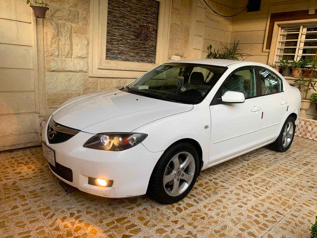 مازدا زوم 3 ياباني موديل 2007  سيارة وضع شركةبدون ضرر فقط نص جاملغ خلفي رش ….كير توماتيك تبريد ثلج …مكينة بلادية مامفتوحة رقم نينوى الماني شرط التحويل جامات ومرايات كهرب….ويل كب وطخم تاير جديد…شاشة وكاميرا خلفية..سيارة جديدة وبلادية مال جناي…السعر النهائي 69 للاستفسار ***********
