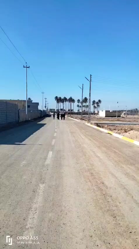 عندنا عرض قطع اراضي الجزيره سياحيه بغداد جار العباس يرجى التواصل عن الرقم ***********
