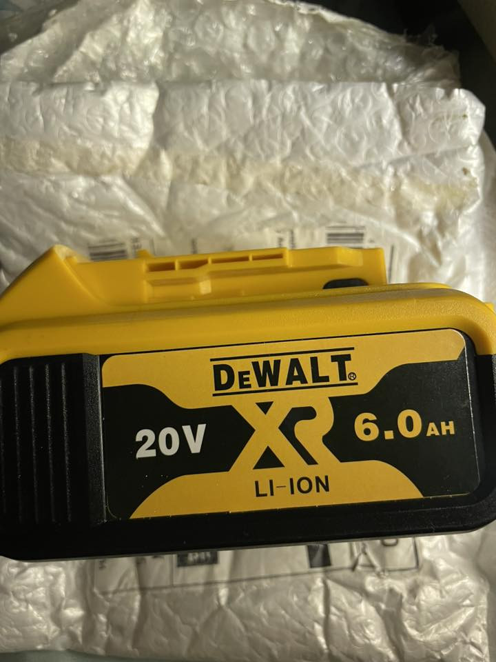 بطارية جديدة ديولت ما مستخدمة اصلية20فولت 6امبير طلعت بالامزون اعلى سعر ابيع


**إذا كنت صاحب هذا الإعلان وتريد حذفه لأي سبب، رجاءا أرسل رسالة إلى الدعم الفني**