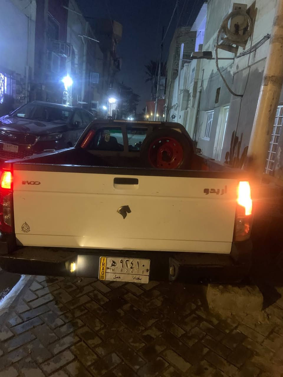 سلام وعليكم اريدو ٢٠٠١٦مكينة وكير وكلج وكسل خير من الله تبريد شغال تخم تاير جديد السعر٣٥ العنوان مدينت الصدر يم حمام المدينة مكلف بل نشر هاذة رقم ابل سيارة ***********واتساب

