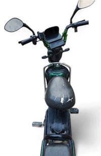 دراجة شحن • ٥ بطاريات • بطاريات ضعيفة