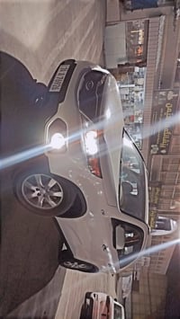 كيا سورينتو • ١٥٠٠٠٠ كم • بدون صبغ