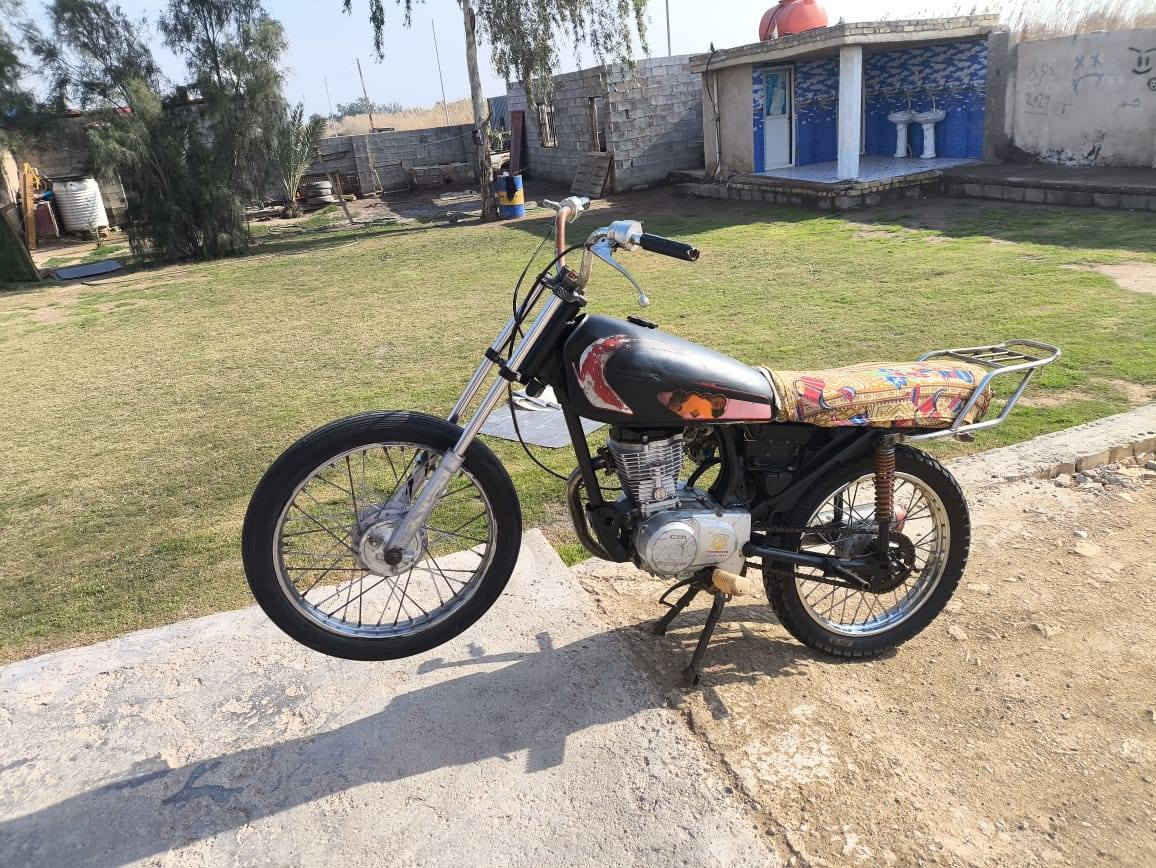 السلام وعليكم نامه 4گير هندر واحد بكل وقت صالصنه مفتوحه من وره مكينه ناعمه كلش دراجه نشطه حلوه مال لعب مستعجل على بيعهه اوراق ماكو اتكفلك سرقه مكان نهروان ***********
