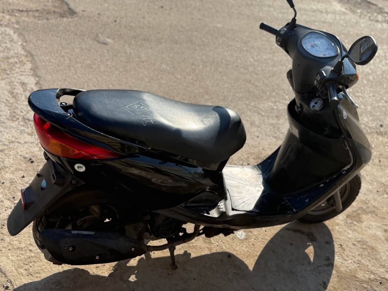 اكزز (فحل بريز) رمبه نوزل موديل 2013 جديده كلش بدون نقص ولا برغي وبدون اي تبديلات كله بلاد 
***********
*********** بغداد, العراق
