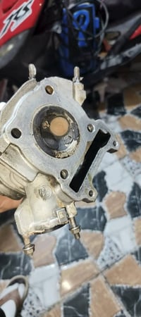 غراض محرك كامله عندي من برغي مال هندر يعني كلشي موجود تواصل خاص أو على...