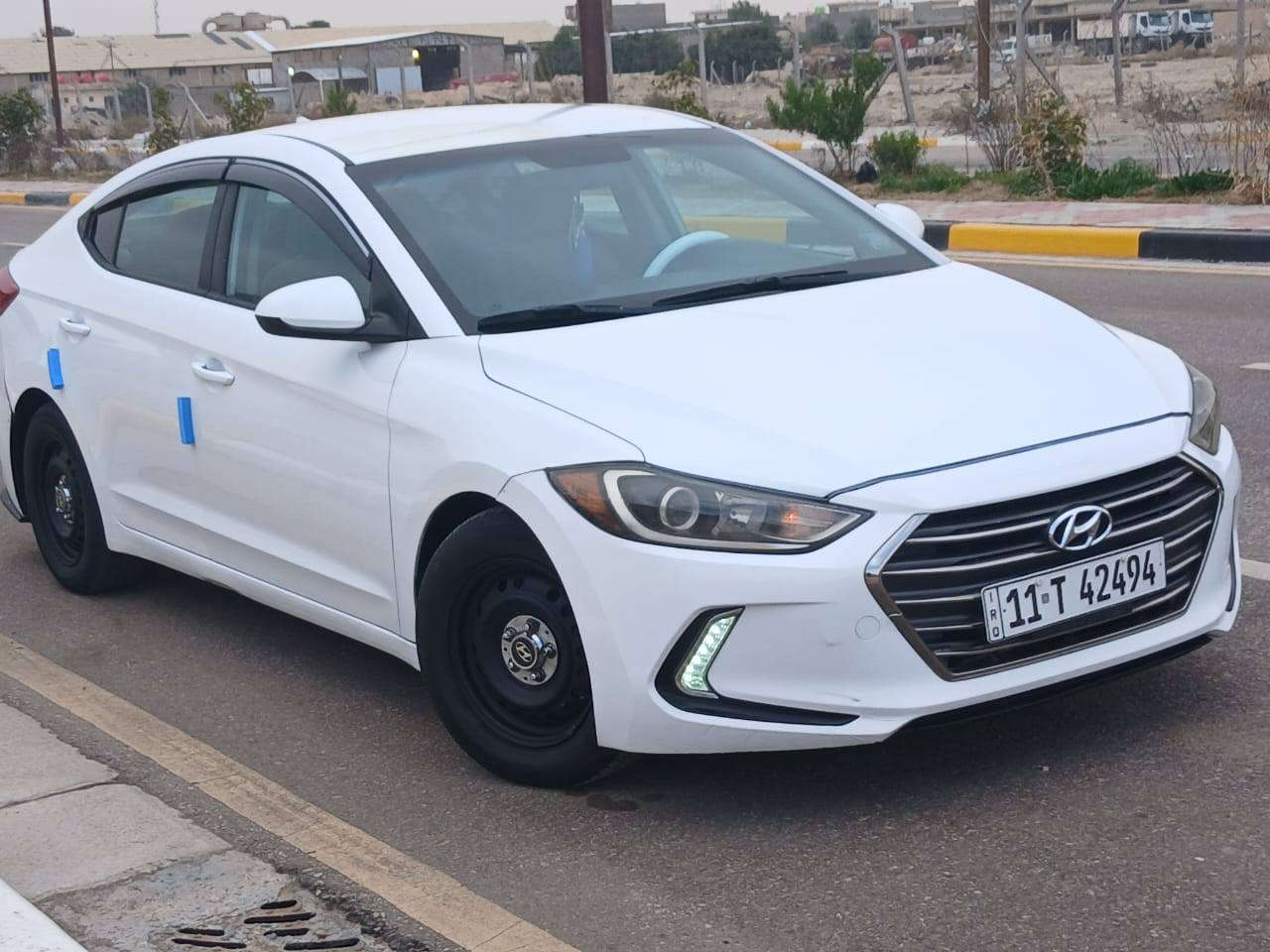 سلام عليكم سيارة نوع النتره مديل 2017 امركيه السياره جاهزه كير مكينه حداديه تخم تاير تبريد مكينه 2000دوش لسياره السعر 122  ليبل واحد امريكيه حادثه جاملغ وبنيد فقط مديل بدون دواخل العلوان كربلاء رقم الهاتف***********
