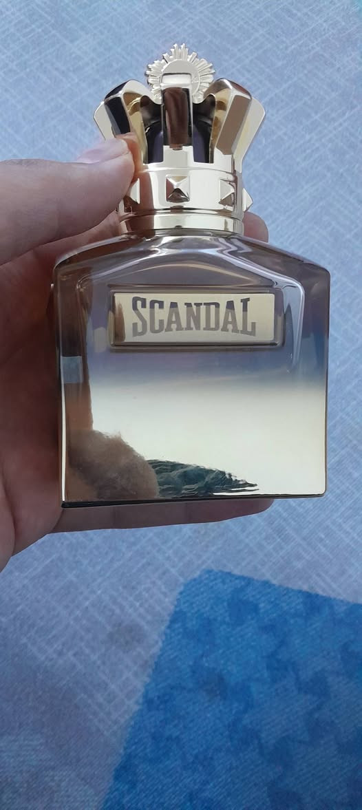 سلام عليكم متوفر عطر سكاندل رجالي الإستعمال اقل ١٥ مل السعر النهائي ١٢٠ الف بدون كارتونة العطر اصلي مختم
يرجى الموافقة على المنشور


**إذا كنت صاحب هذا الإعلان وتريد حذفه لأي سبب، رجاءا أرسل رسالة إلى الدعم الفني**