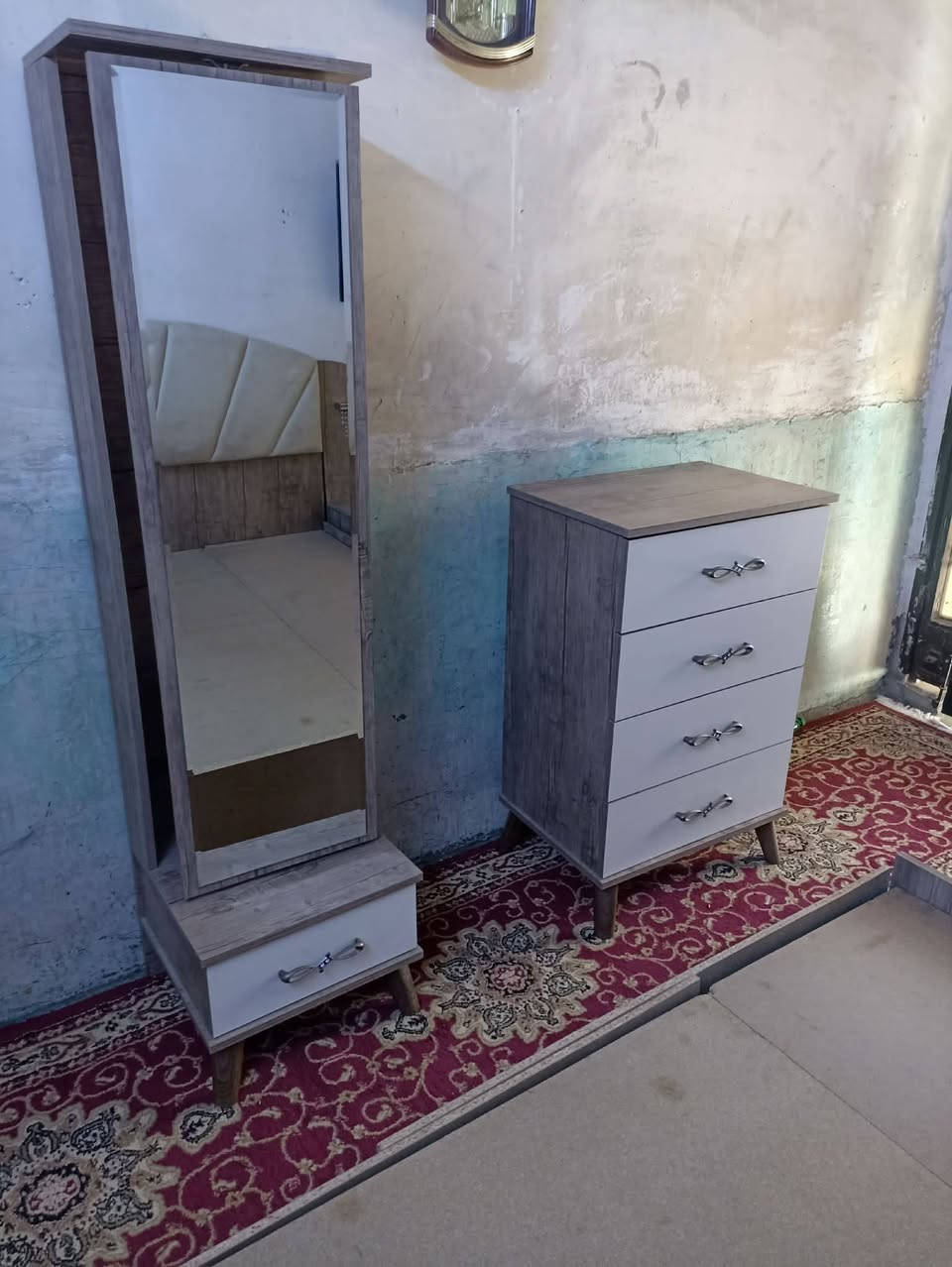 ياالله يارزاق ملحقات غرفه للبيع كلش نضيفه الشراي يجي خاص السعر ١٥٠ وبي مجال


**إذا كنت صاحب هذا الإعلان وتريد حذفه لأي سبب، رجاءا أرسل رسالة إلى الدعم الفني**